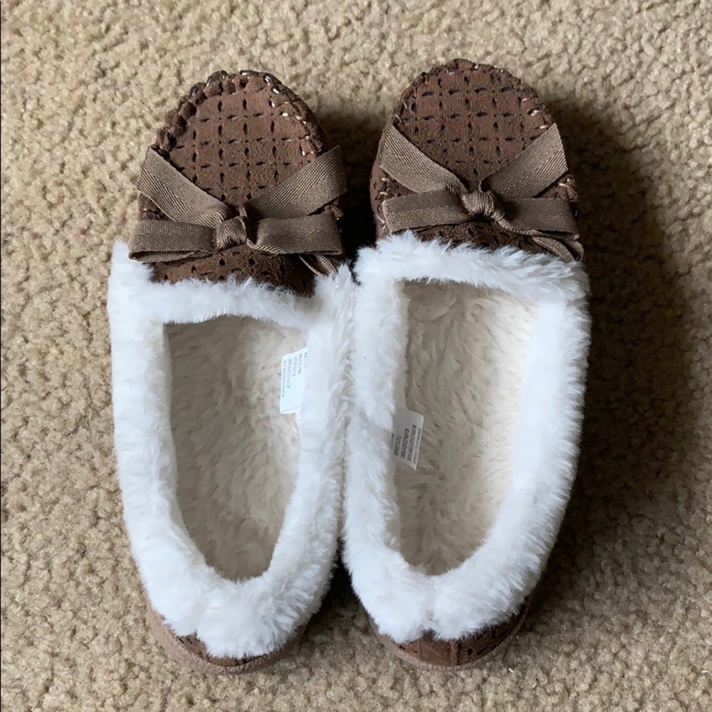 NWOT Warm outdoor/indoor shoes
